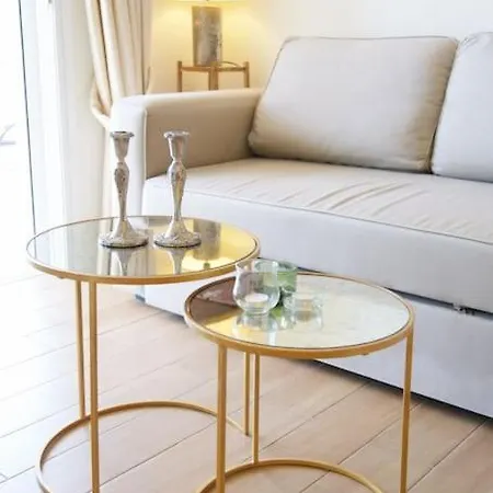 Chloe Luxury Beachfront *