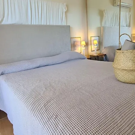 公寓 Chloe Luxury Beachfront 凯法米洛斯