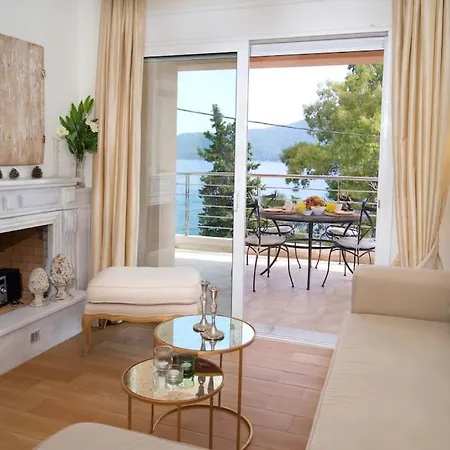 公寓 Chloe Luxury Beachfront *