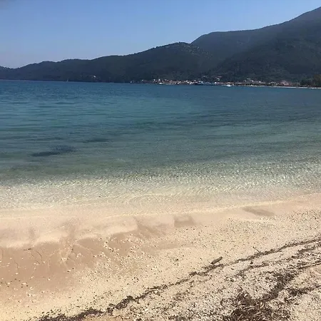 公寓 Chloe Luxury Beachfront