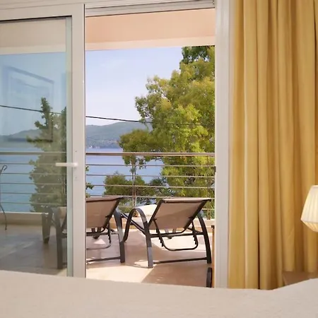 Chloe Luxury Beachfront 公寓 *